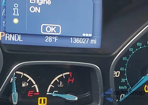 2014 Ford Focus Se z USA, uszkodzony, nr VIN 1FADP3F28EL119188